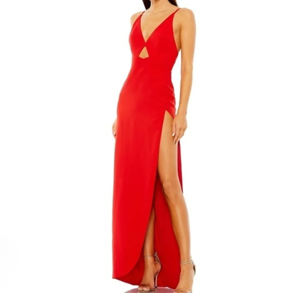 Ieena Mac‎ Duggal Red Thin Strap Cutout V-Neck High Slit Gown Dress 27434